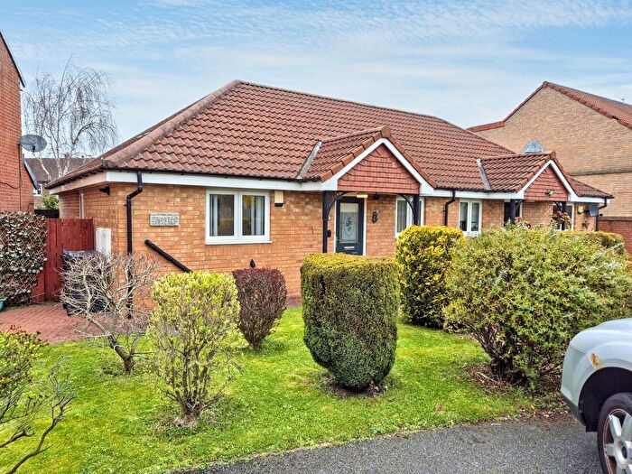 2 Bedroom Bungalow For Sale In Lavender Grove, Jarrow, NE32