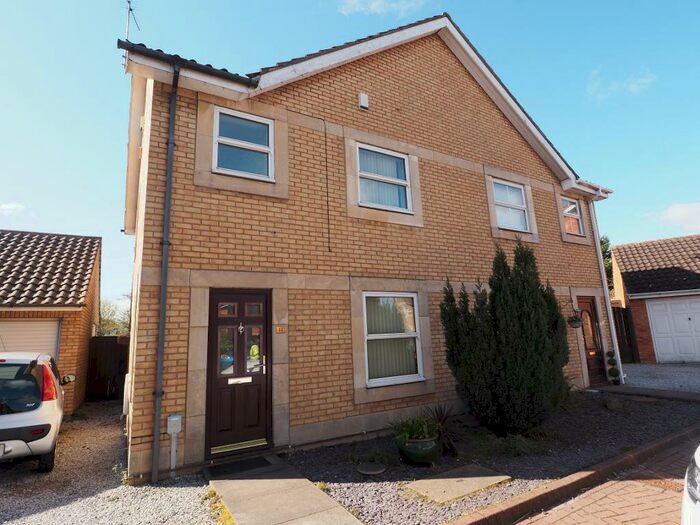 4 Bedroom Semi-Detached House To Rent In The Haven, Victoria Dock, Hull, HU9