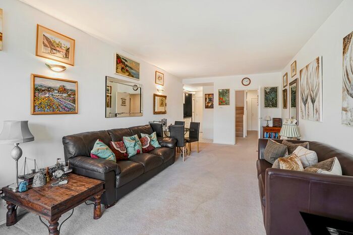 1 Bedroom Property To Rent In Point West, Cromwell Road, SW7