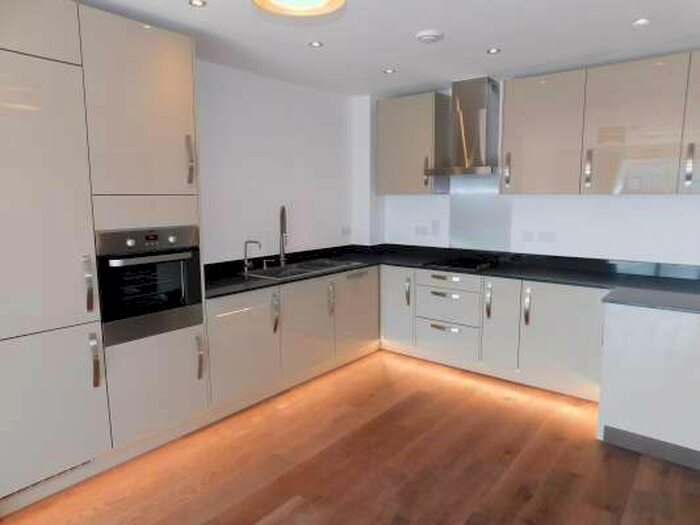 2 Bedroom Flat To Rent In Avonside House, Peterborough, PE2