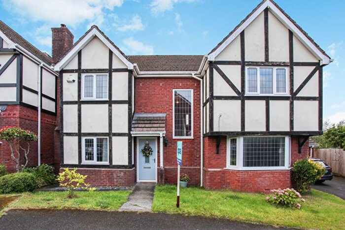 4 Bedroom Detached House For Sale In Clos Y Goron, Blackwood, NP12
