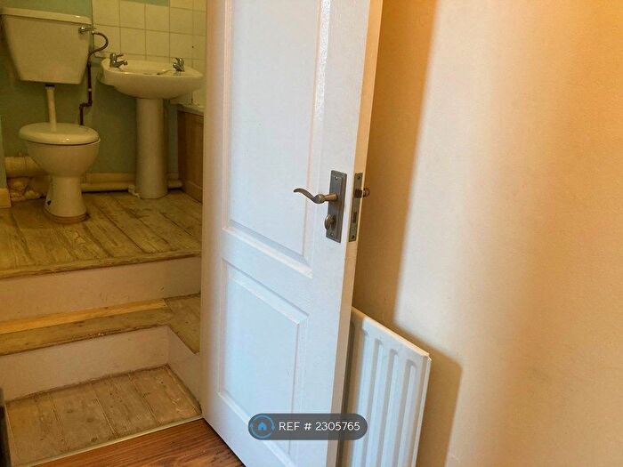 1 Bedroom Flat To Rent In West Ealing, London, W13
