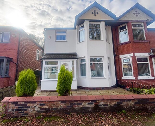 4 Bedroom Semi-Detached House For Sale In Grange Avenue, M32