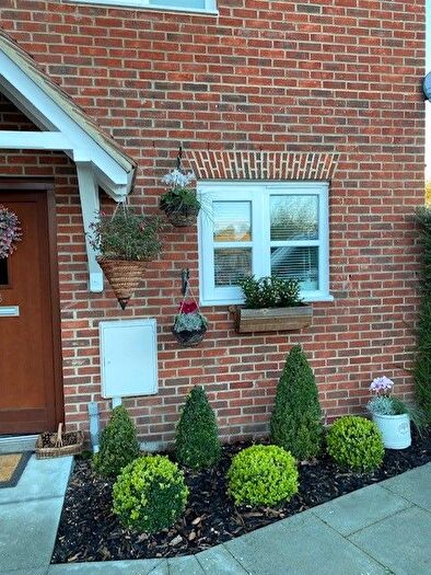 2 Bedroom Semi-Detached House For Sale In Redleaf Close, Chiddingstone Causeway, Tonbridge, Kent, TN11