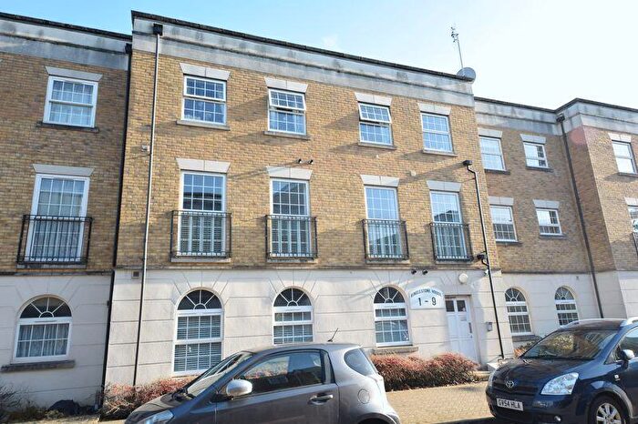 2 Bedroom Flat To Rent In Tarragon Road, Maidstone, ME16