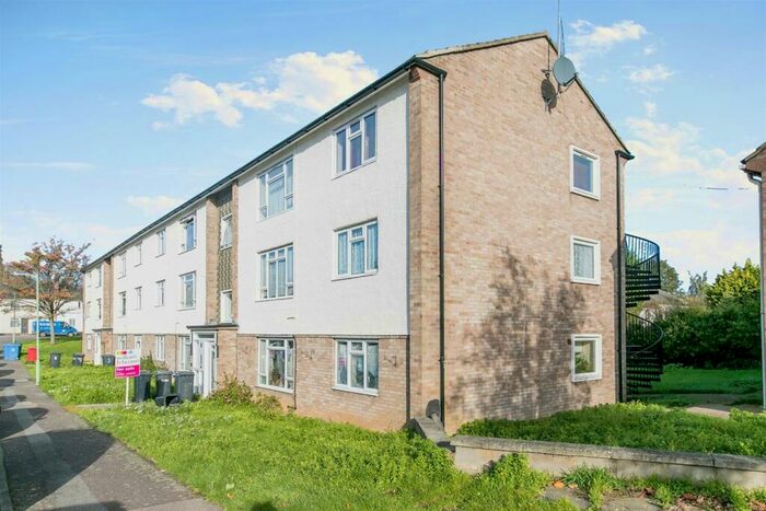 2 Bedroom Flat To Rent In Cavendish Way, Sudbury, CO10