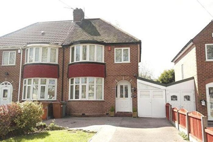 3 Bedroom Property To Rent In Walstead Road, Walsall, WS5