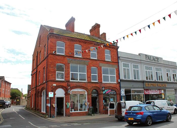 1 Bedroom Flat To Rent In Bridport, DT6