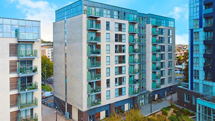 1 Bedroom Flat For Sale In Moor End Lodge, Cotterells, Hemel Hempstead, HP1