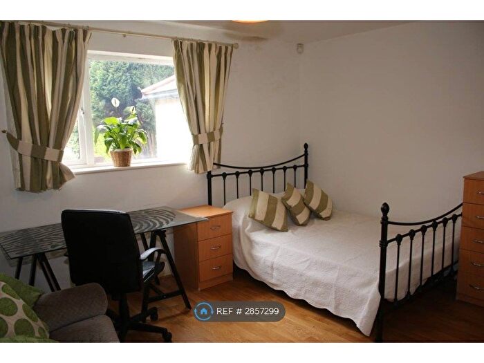 5 Bedroom Semi Detached House To Rent In Mayfield Rd, Southampton, SO17