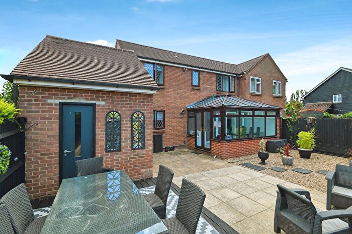 2 Bedroom Semi-Detached House For Sale In Mountview, Sittingbourne, ME9