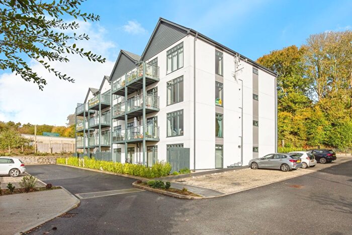 2 Bedroom Flat For Sale In The Yard, Lostwithiel, Cornwall, PL22