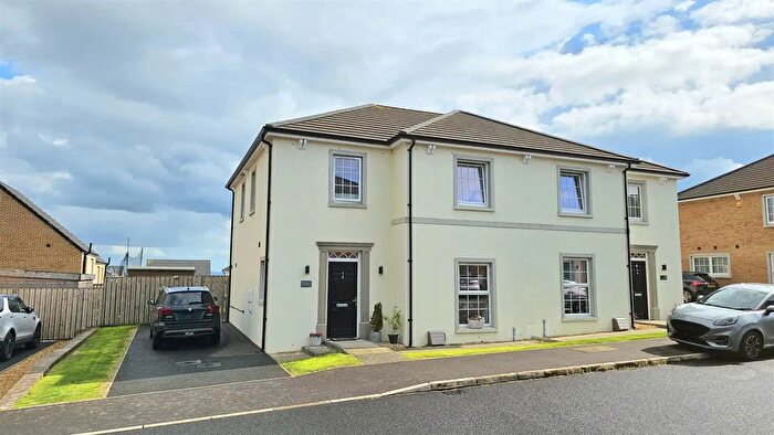 4 Bedroom Semi-Detached House For Sale In Bashford Park Hill, Carrickfergus, BT38