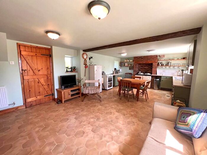 4 Bedroom Detached House For Sale In Brook Farm, Rushton Spencer, Macclesfield, SK11