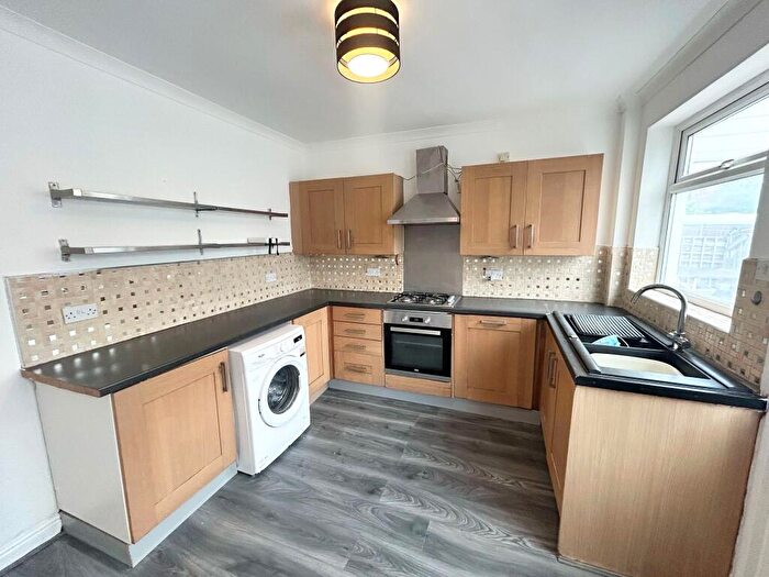 3 Bedroom House To Rent In Cyril Avenue, Nottingham, NG8