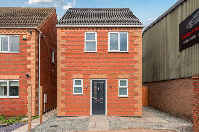 3 Bedroom Detached House For Sale In Annies Wharf, Loughborough, Leicestershire, LE11