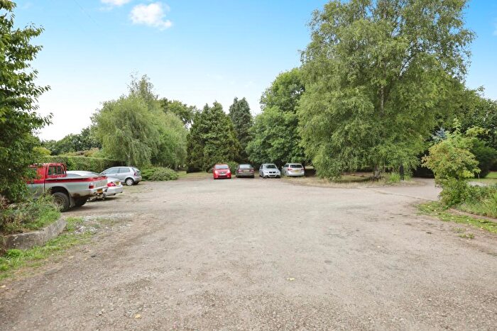 1 Bedroom Flat For Sale In Friars Hill, Wroxton, Banbury, Oxfordshire, OX15