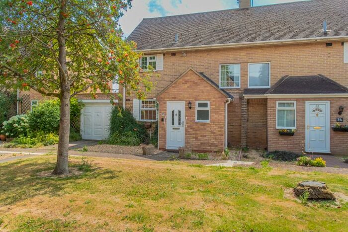 2 Bedroom Semi-Detached House For Sale In Fair View, SN14