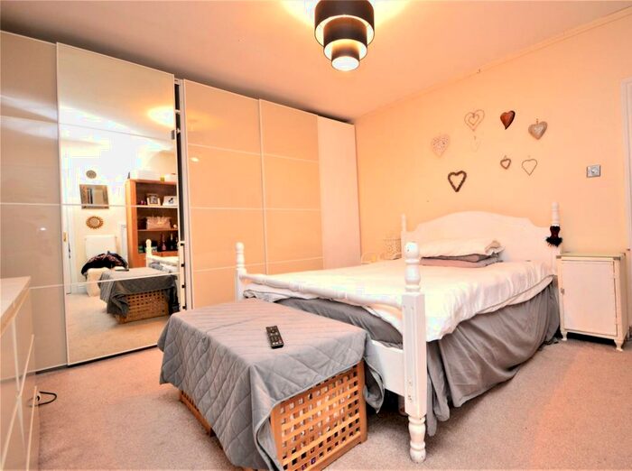 2 Bedroom Apartment To Rent In Walcot Buildings, Bath, BA1