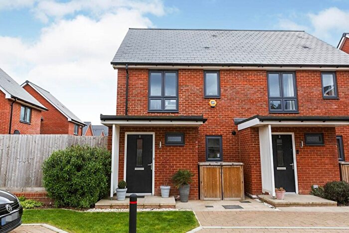 2 Bedroom Semi Detached House To Rent In Marlowe Close, Northfleet, Gravesend, Kent, DA11