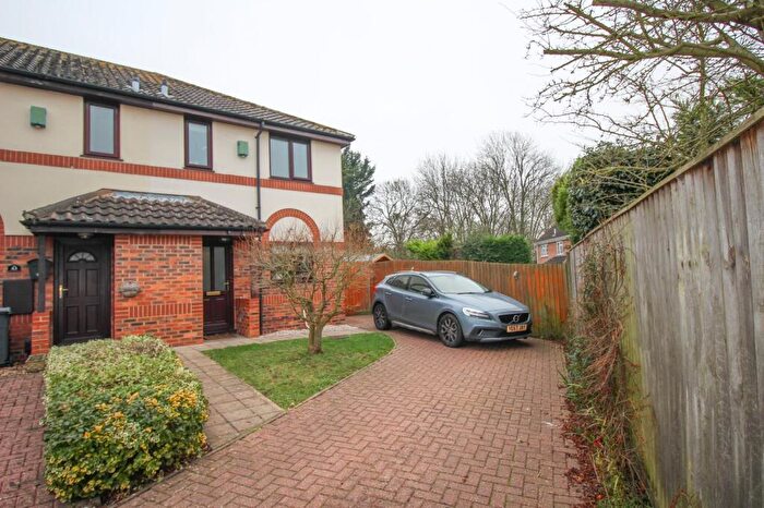 2 Bedroom End Of Terrace House To Rent In Fairlawns, Newmarket, Suffolk, CB8