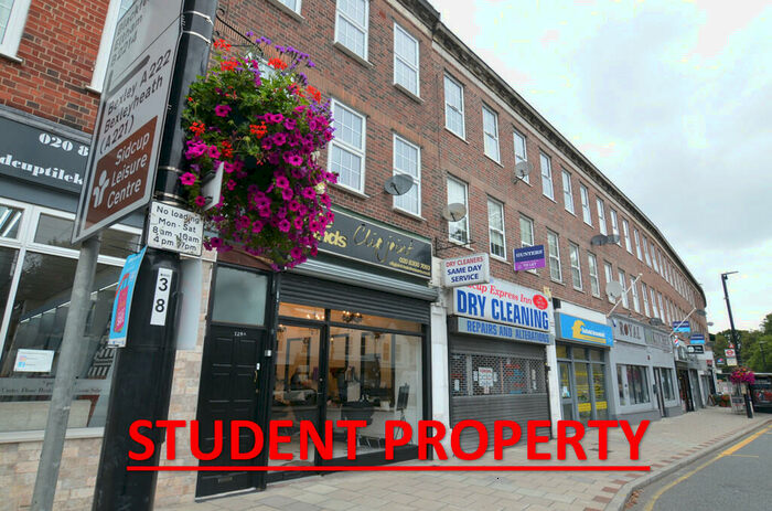 3 Bedroom Flat To Rent In Station Road, Sidcup, DA15