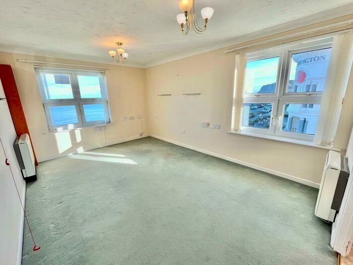 Flat For Sale In Cwrt Sant Tudno, Clarence Road, Llandudno, LL30