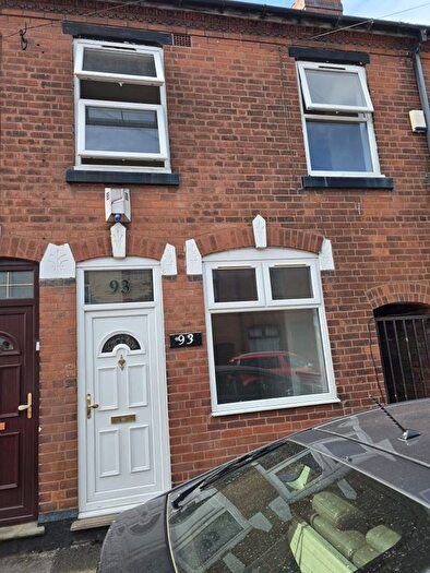 3 Bedroom Terraced House To Rent In Miner Street, Walsall, WS2