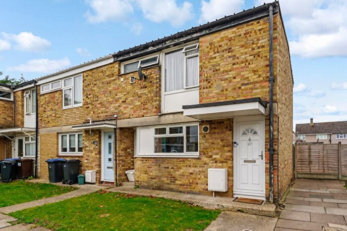 3 Bedroom Terraced House For Sale In Spinning Wheel Mead, Harlow, CM18