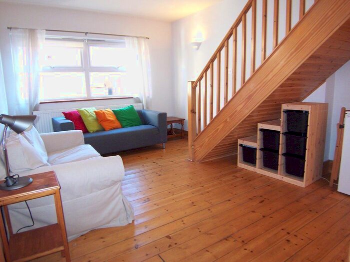 1 Bedroom Property To Rent In Lambton Road, London, SW20