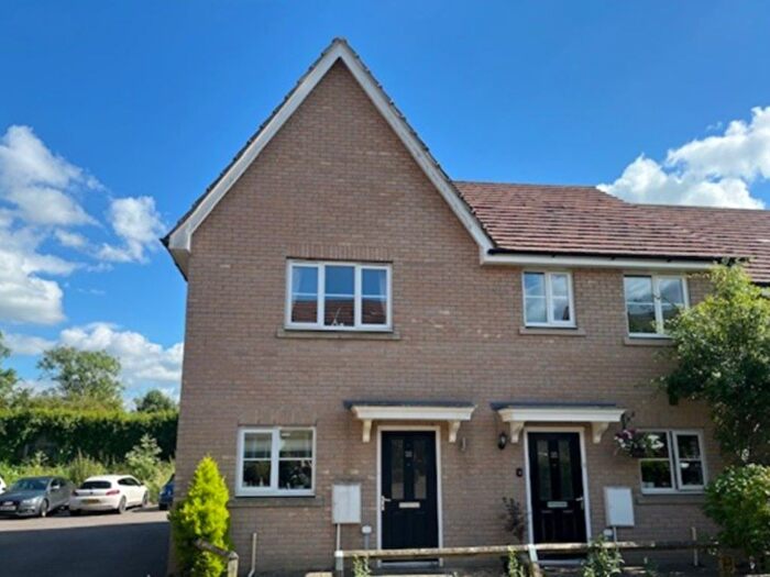 2 Bedroom End Of Terrace House For Sale In Knight's Orchard, Whittlesford, Cambridge, CB22