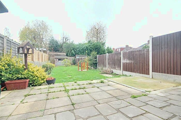 3 Bedroom Terraced House To Rent In Edenbridge Road, Enfield, EN1