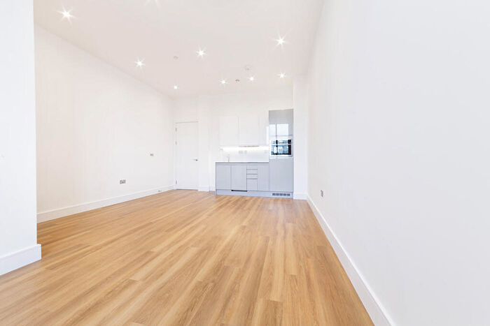 1 Bedroom Apartment To Rent In Atria House, Bath Road, Slough, London, SL1