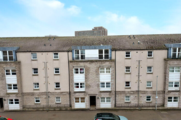 2 Bedroom Flat For Sale In Charles Street, Aberdeen, AB25