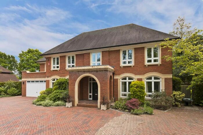 7 Bedroom Detached House To Rent In Ashley Drive, Walton On Thames, KT12