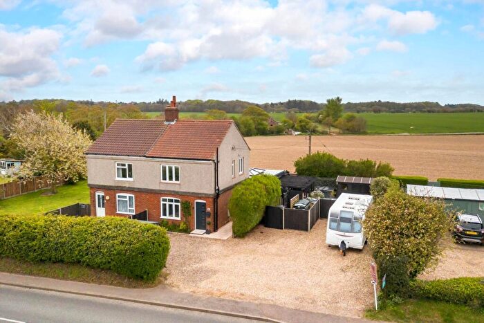 3 Bedroom Semi Detached House For Sale In Seaview Cottages, Cromer Road, Sidestrand, NR27