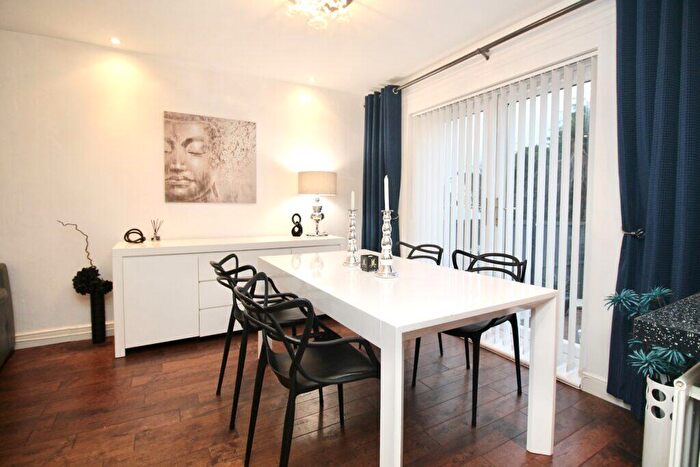 4 Bedroom Detached House For Sale In Solway Road Bishopbriggs, G64