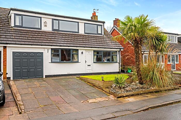 4 Bedroom Semi-Detached House For Sale In Fellside, Harwood, BL2