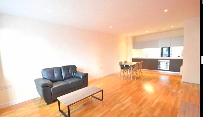 1 Bedroom Apartment To Rent In The Hub, Piccadilly Place, Manchester City Centre, Greater Manchester, M1