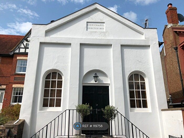 1 Bedroom Detached House To Rent In The Street, Brighton, BN45