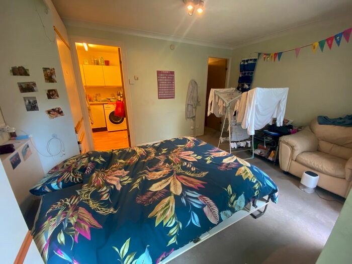 1 Bedroom Studio To Rent In Tremona Road, Southampton SO16