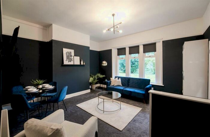 1 Bedroom Apartment To Rent In Newton Villas, Leeds, LS7