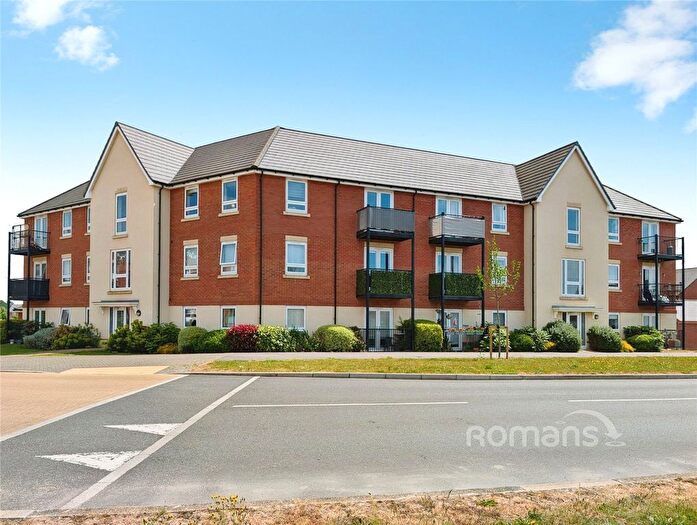 1 Bedroom Flat For Sale In Bolton Drive, Shinfield, Reading, RG2