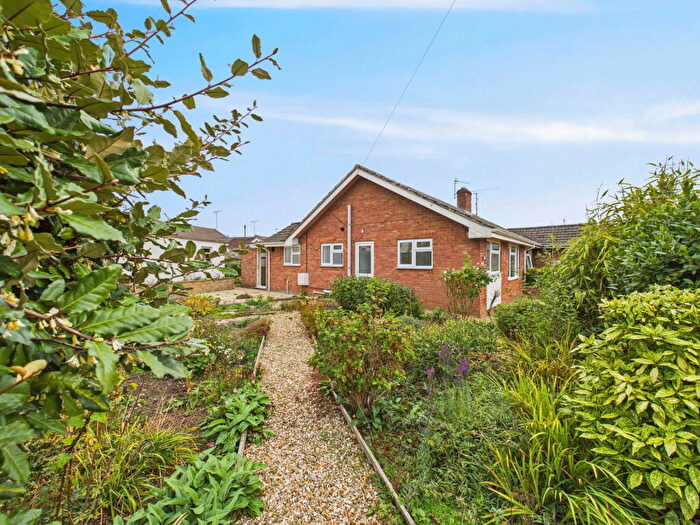 2 Bedroom Semi-Detached Bungalow For Sale In Hungerford Road, Calne, SN11