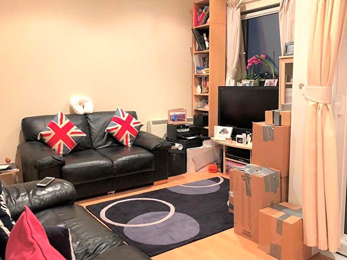 1 Bedroom Apartment For Sale In Fishguard Way, London, E16