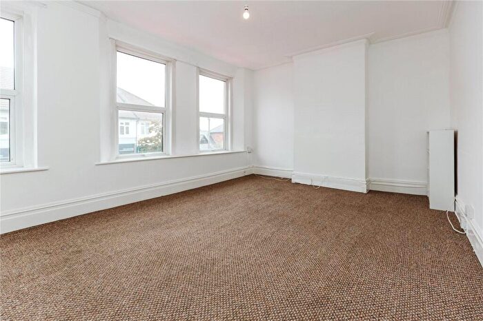 2 Bedroom Maisonette To Rent In North View, Westbury Park, Bristol, BS6