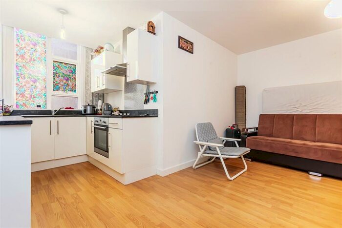 1 Bedroom Apartment To Rent In Christchurch Road, Bournemouth, BH1