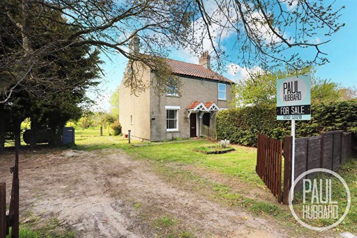 7 Bedroom Cottage For Sale In Flixton Road, Flixton, NR32