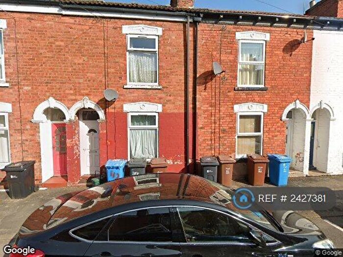 2 Bedroom Terraced House To Rent In Sharp Street, Hull, HU5