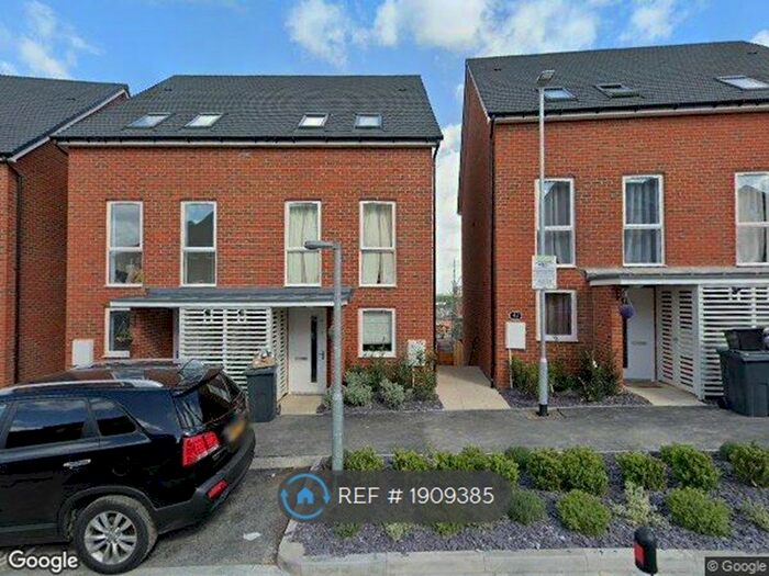 4 Bedroom End Of Terrace House To Rent In Dale Street, Dartford, DA1